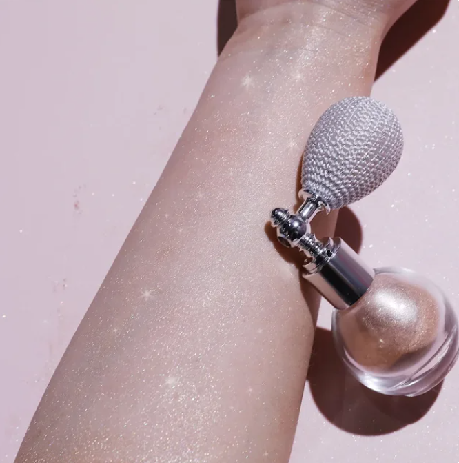 High Gloss Glitter Spray