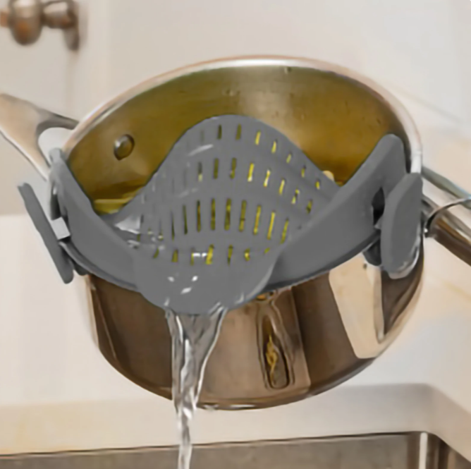 Silicone Kitchen Strainer Clip is the perfect kitchen tool