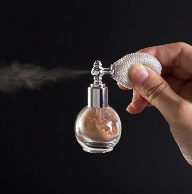 High Gloss Glitter Spray